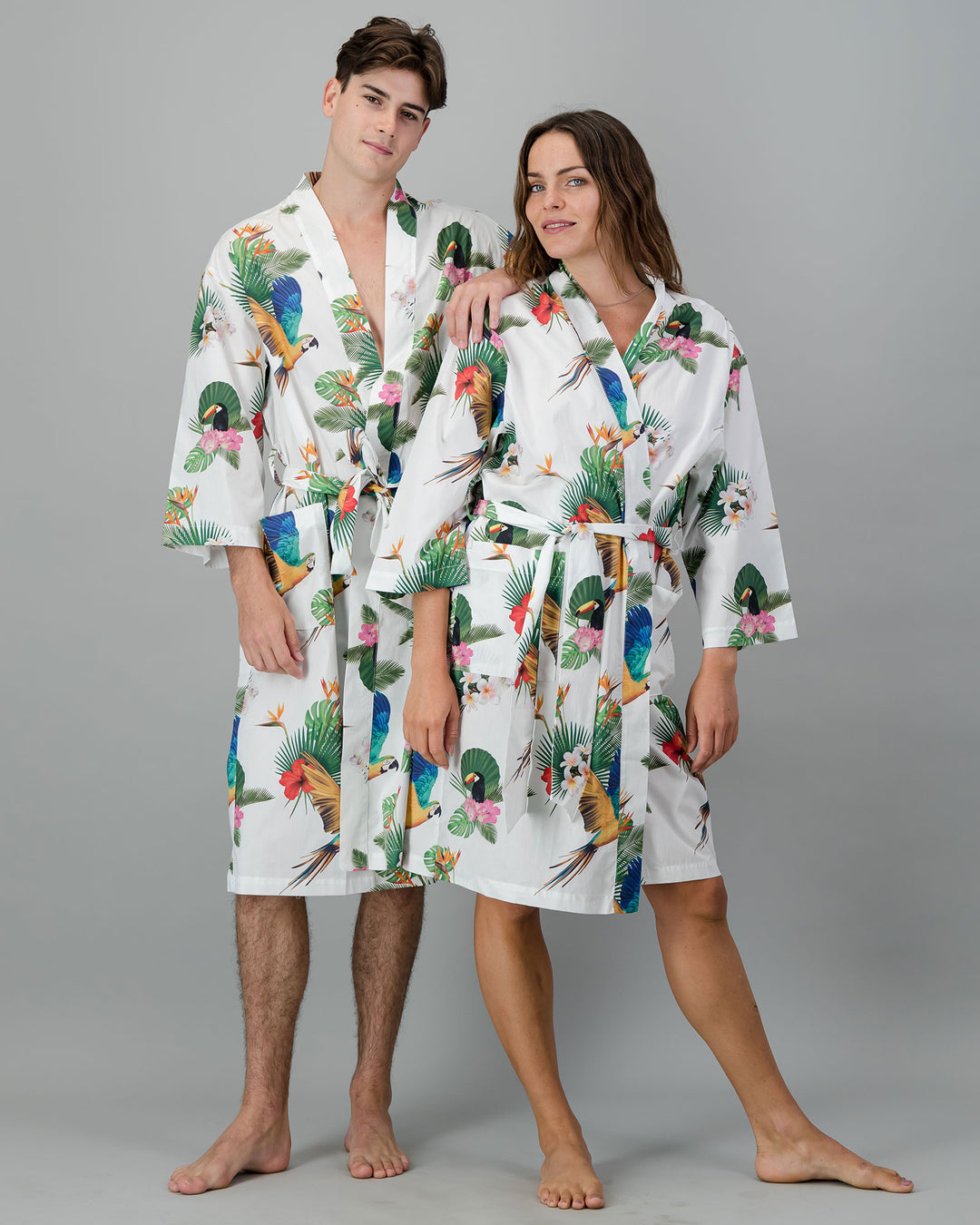 Adults Kimono Paradise White Front - Woodstock Laundry