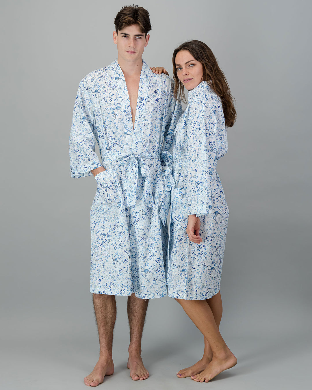 Adults Kimono - Blue Summer Vines on White Couple - Woodstock Laundry