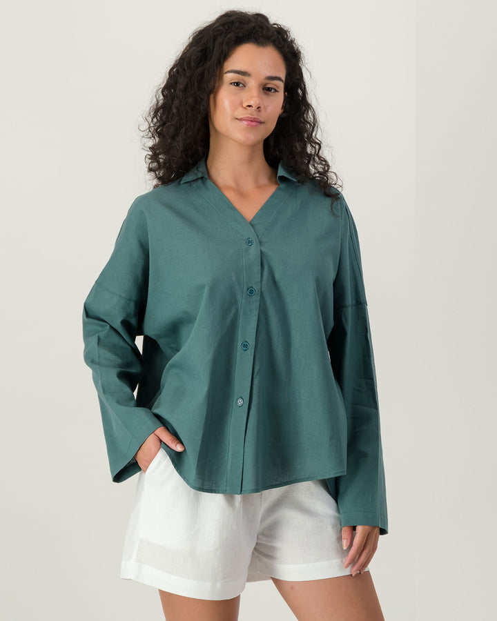 Womens Flow Shirt Forest Green Front - Woodstock Laundry