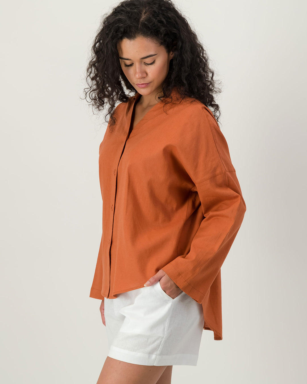 Womens Linen Flow Shirt Rust Side - Woodstock Laundry