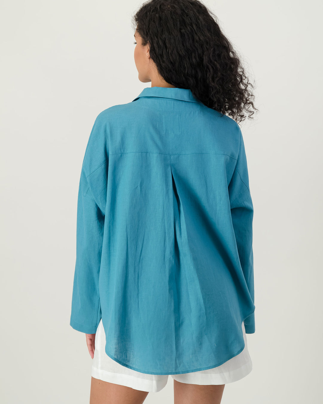 Womens Linen Flow Shirt Teal Back - Woodstock Laundry