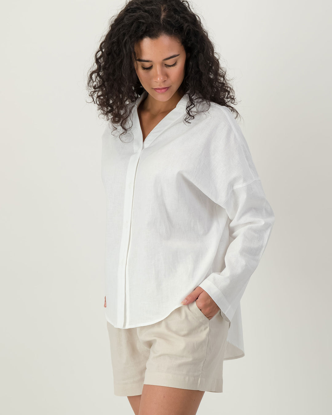 Womens Linen Flow Shirt - White Front - Woodstock Laundry