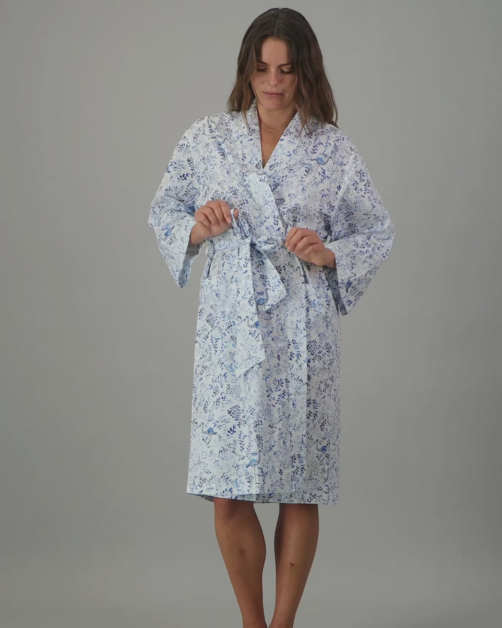 Womens Kimono - Blue Summer Vines on White Video - Woodstock Laundry