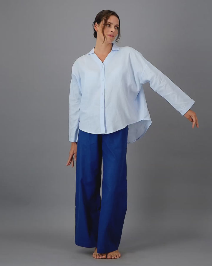 Womens Linen Flow Shirt - Sky Blue Video - Woodstock Laundry